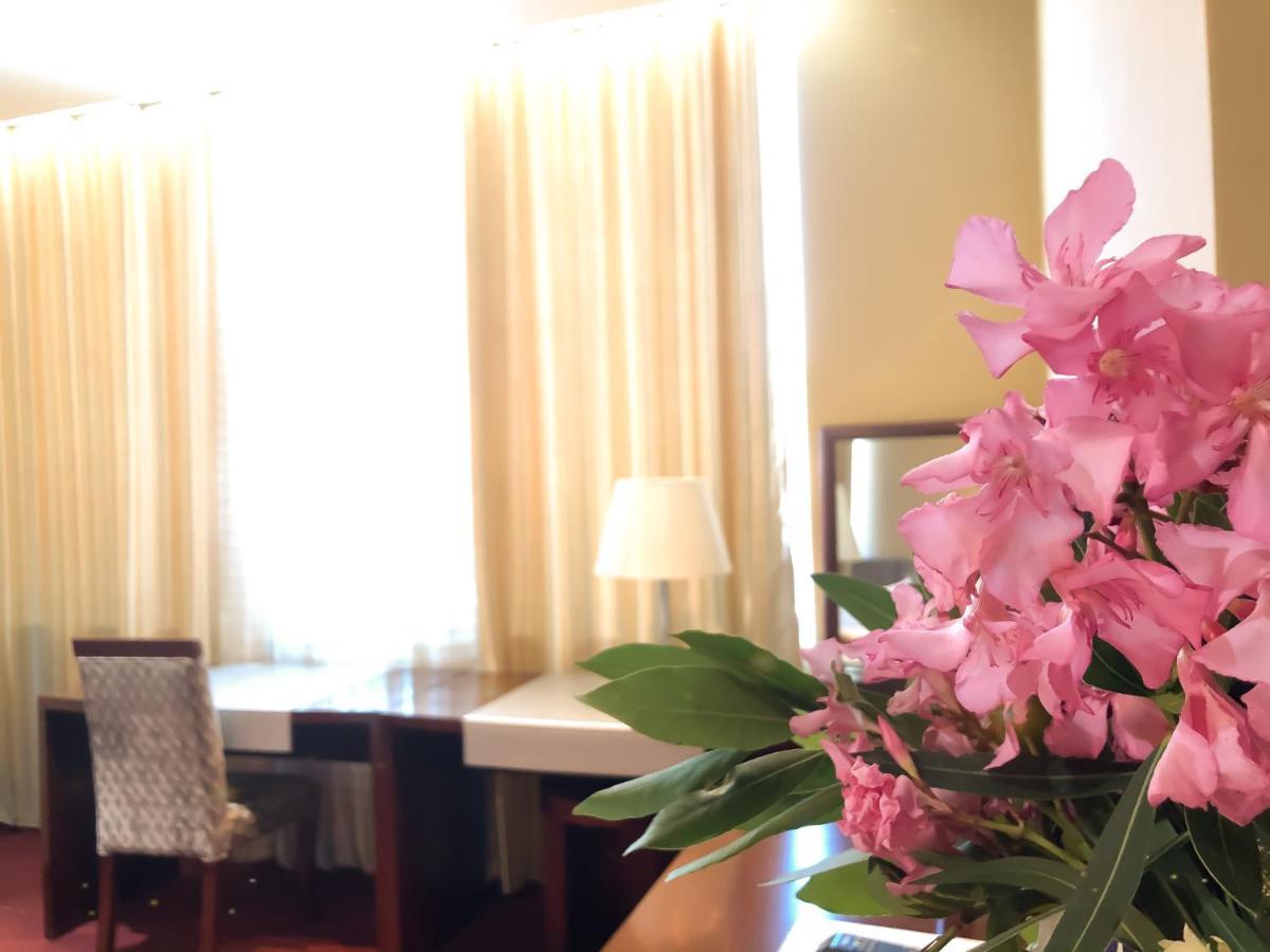 Hotel Arifi Shkodër Екстериор снимка