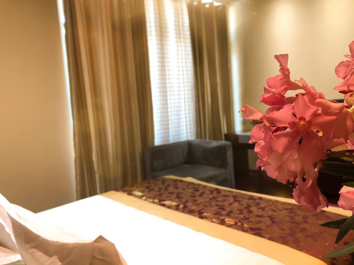 Hotel Arifi Shkodër Екстериор снимка