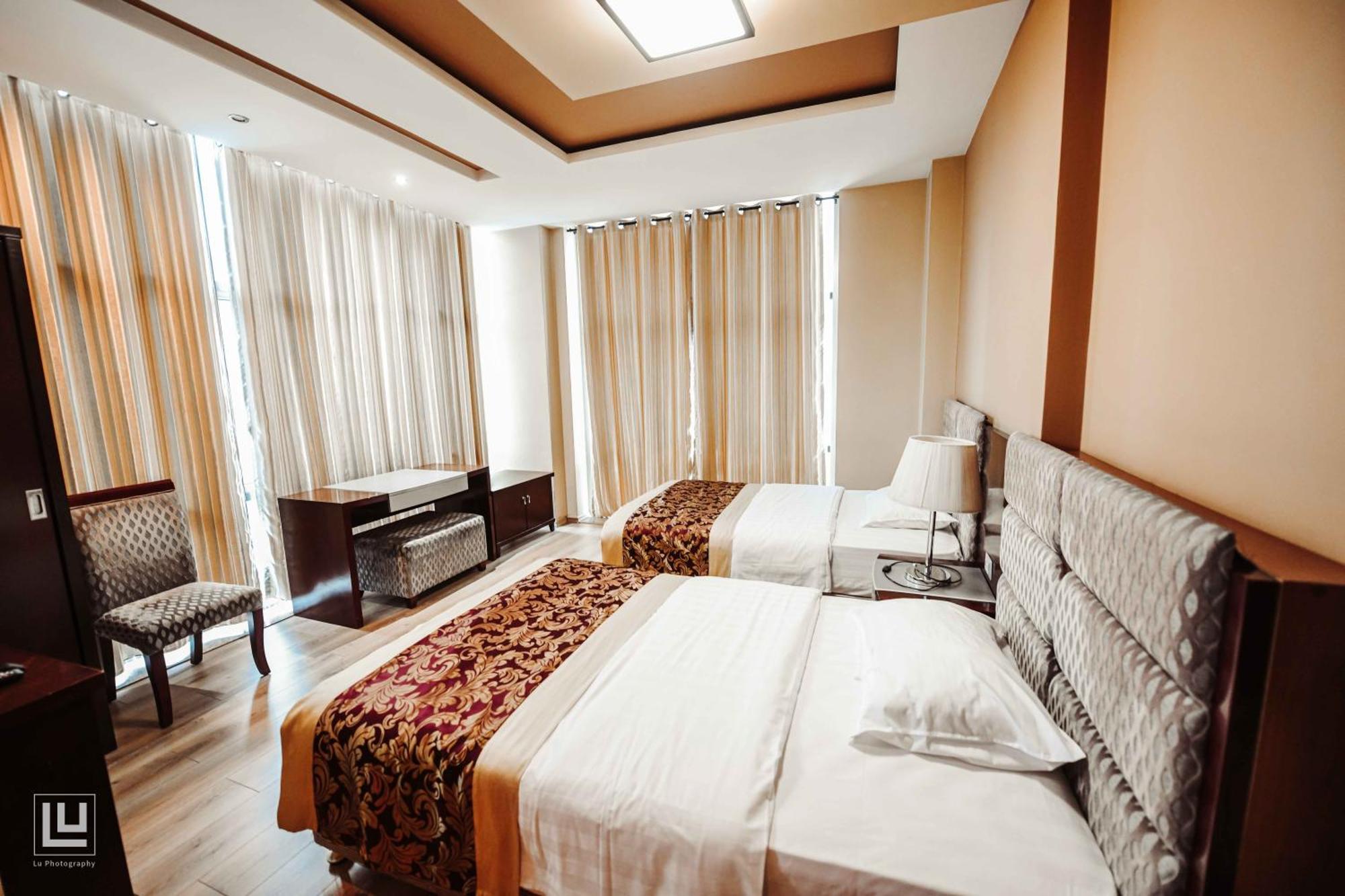 Hotel Arifi Shkodër Екстериор снимка