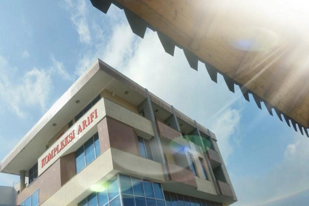 Hotel Arifi Shkodër Екстериор снимка