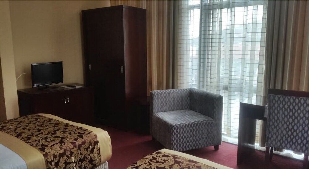 Hotel Arifi Shkodër Екстериор снимка